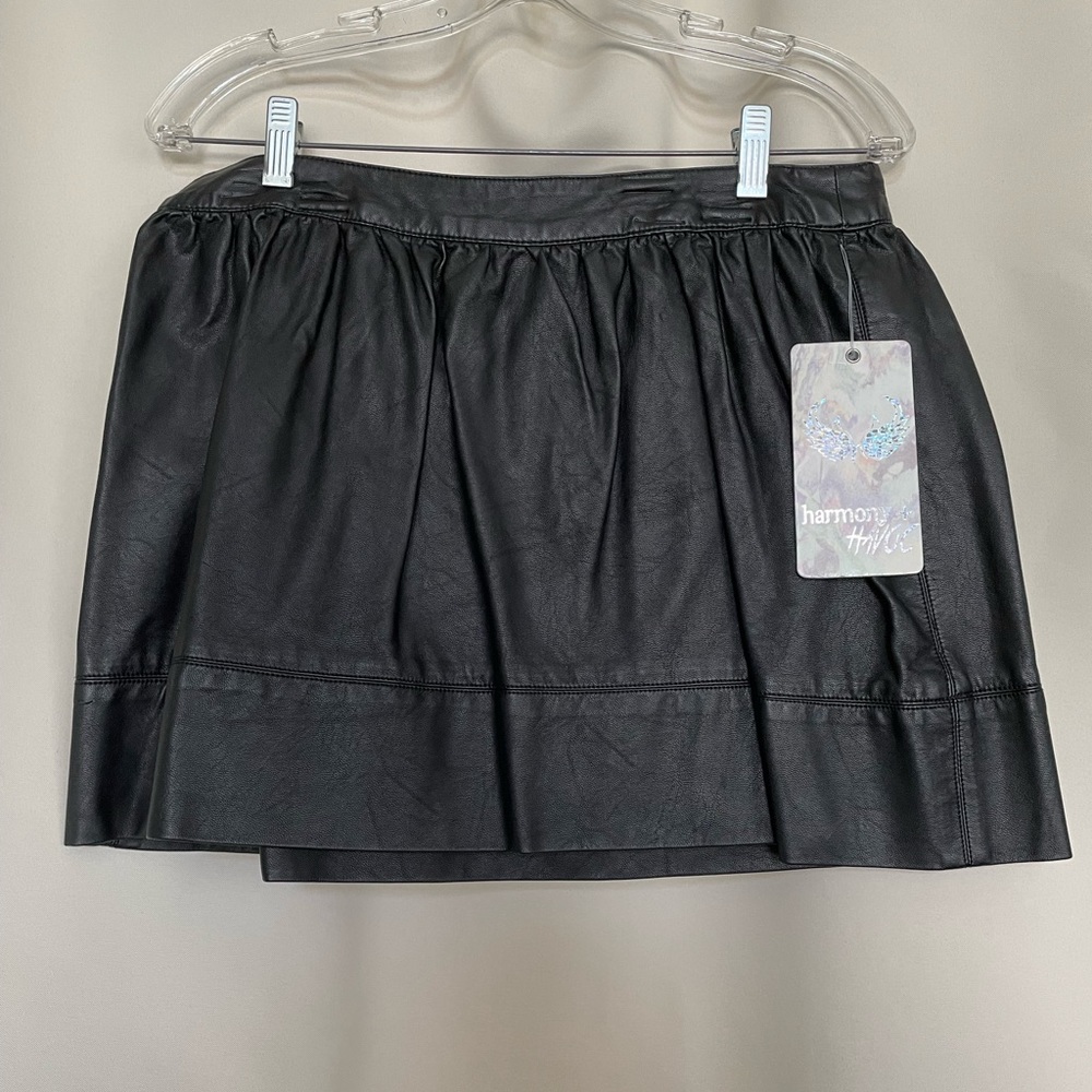 Faux leather mini skirt, black